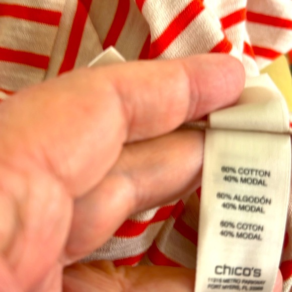 CHICO’S Striped Red and Cream Women's Top - Picture 4 of 8